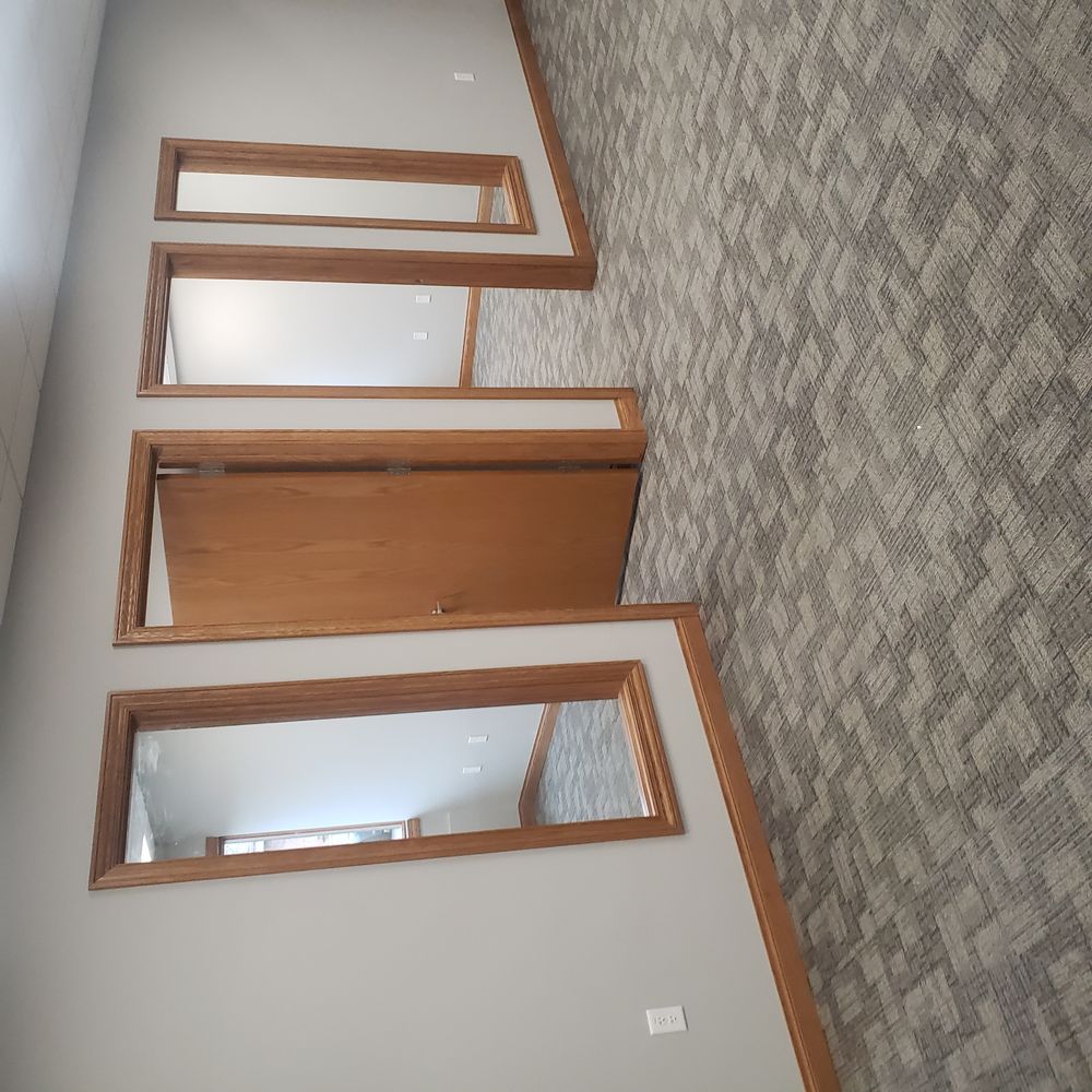 119 N McCarthy Suite T